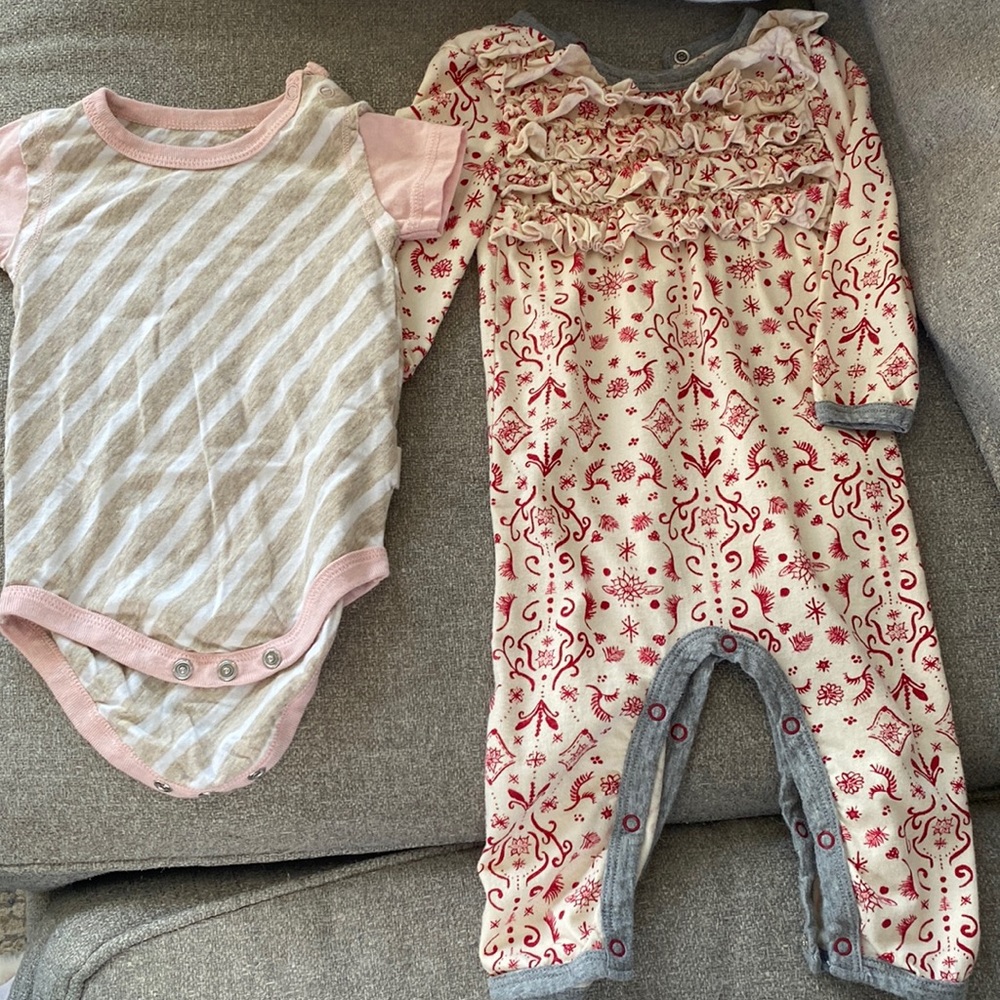 3-6 months Burt’s Bees baby onesies